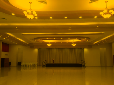 SALÓN DE CONVENCIONES